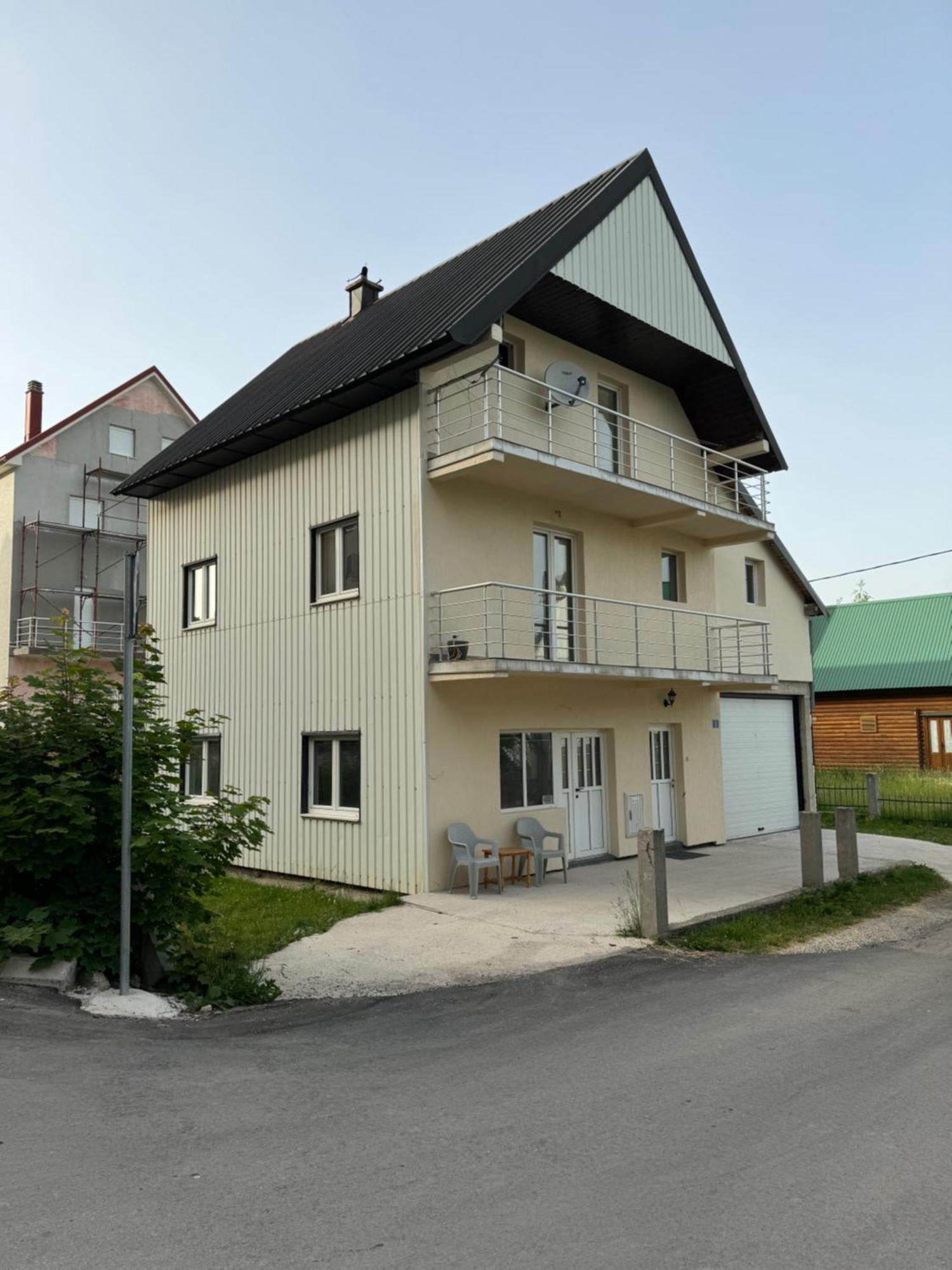 Apartman Jezera Žabljak Esterno foto