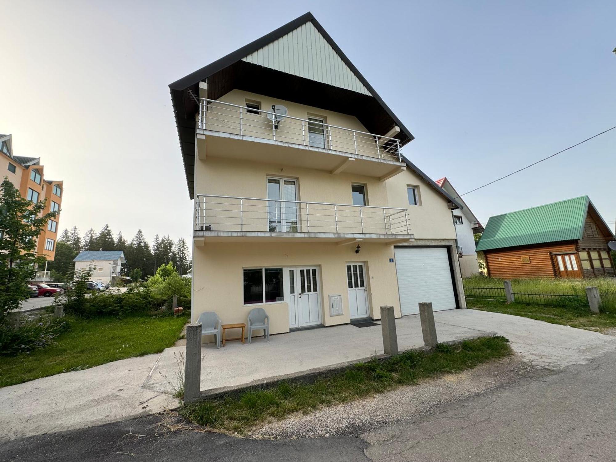 Apartman Jezera Žabljak Esterno foto